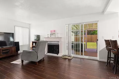 Living - 756 Roca Rd, Chula Vista, CA 91910 photo 3 of 3