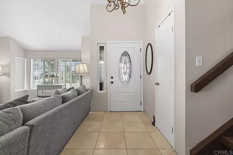 Entry Way - 756 Roca Rd, Chula Vista, CA 91910 photo 2 of 4