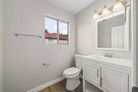 Bath - 3726 Carol Way, Spring Valley, CA 91977 photo 4 of 4