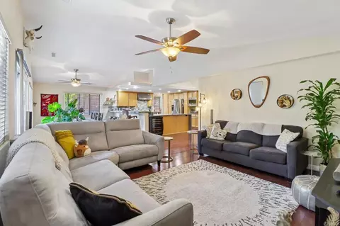 Living - 14304 Kendra Ct, Poway, CA 92064 photo 3 of 6