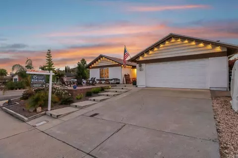 Exterior - 14304 Kendra Ct, Poway, CA 92064 photo 9 of 11