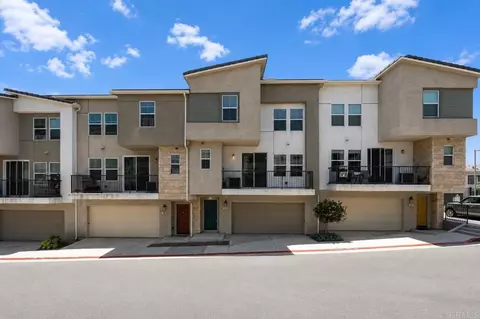 354 Fitzpatrick Rd #108, San Marcos, CA 92069
