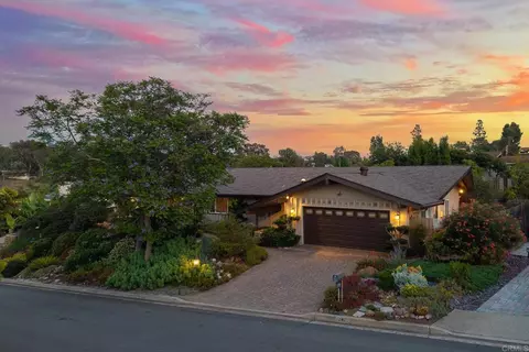 1729 Circo Del Cielo Dr, El Cajon, CA 92020