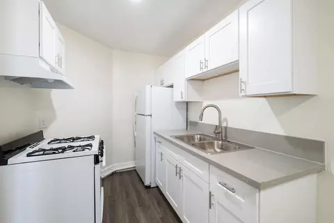 Kitchen - 7025 Boulevard Dr, La Mesa, CA 91941 photo 2 of 3