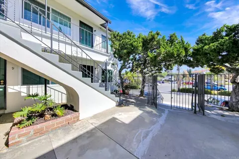Exterior - 7025 Boulevard Dr, La Mesa, CA 91941 photo 10 of 17