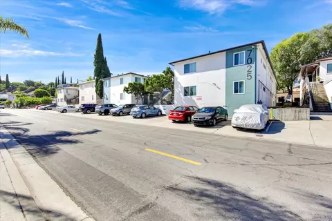 Exterior - 7025 Boulevard Dr, La Mesa, CA 91941 photo 3 of 17