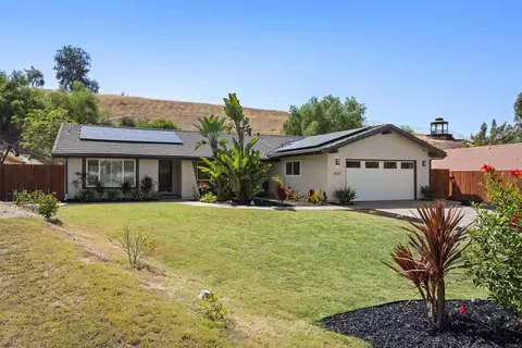 5621 Loping Ln, Bonita, CA 91902
