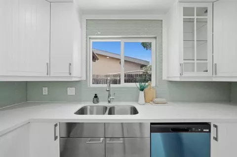 Kitchen - 13641 Carriage Rd, Poway, CA 92064 photo 4 of 5