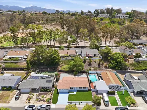 View/Area - 13641 Carriage Rd, Poway, CA 92064 photo 6 of 6