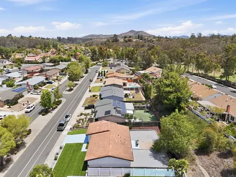 View/Area - 13641 Carriage Rd, Poway, CA 92064 photo 5 of 6