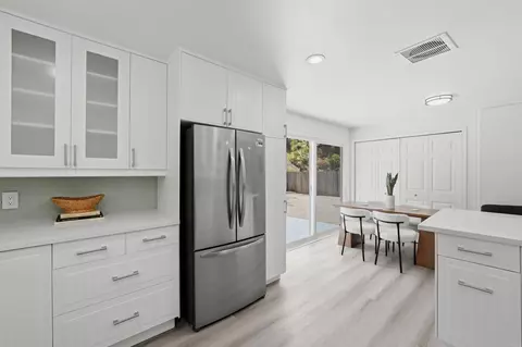 Kitchen - 13641 Carriage Rd, Poway, CA 92064 photo 3 of 5