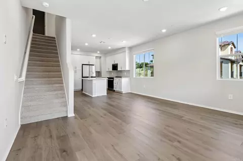 Living - 571 Pacifica Dr # 164, Oceanside, CA 92057 photo 5 of 5