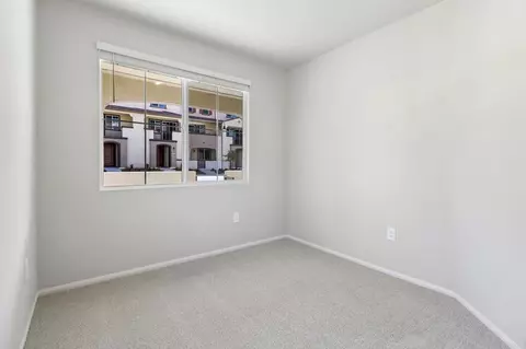 Bedroom - 571 Pacifica Dr # 164, Oceanside, CA 92057 photo 6 of 15