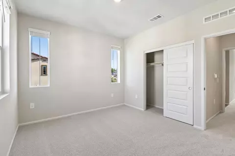 Bedroom - 571 Pacifica Dr # 164, Oceanside, CA 92057 photo 9 of 15