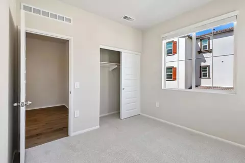Bedroom - 571 Pacifica Dr # 164, Oceanside, CA 92057 photo 3 of 15