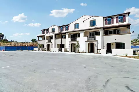 571 Pacifica Dr # 164, Oceanside, CA 92057