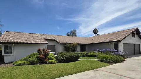 14039 Woodland Pkwy, Poway, CA 92064