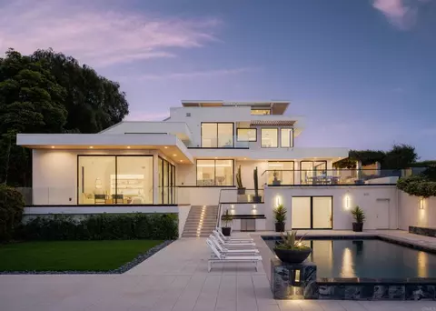 Exterior - 2082 Via Casa Alta, La Jolla, CA 92037 photo 6 of 6