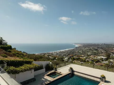 View/Area - 2082 Via Casa Alta, La Jolla, CA 92037 photo 6 of 6