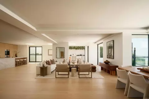 Living - 2082 Via Casa Alta, La Jolla, CA 92037 photo 3 of 6