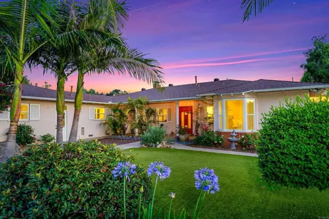 1829 Carob Tree Ln, El Cajon, CA 92021