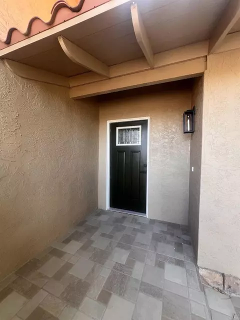 737 Alta Vista Dr, Vista, CA 92084