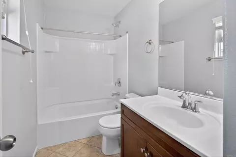 Bath - 1908 Montilla St, Santee, CA 92071 photo 4 of 6