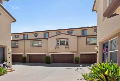 Exterior - 1908 Montilla St, Santee, CA 92071 photo 5 of 8