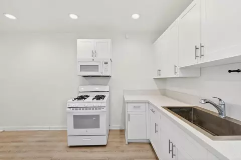 Kitchen - 1530 E Appleton St, Long Beach, CA 90802 photo 8 of 8