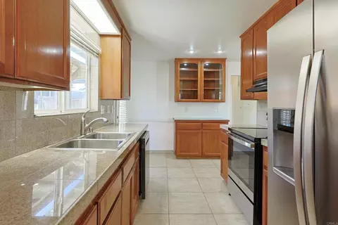 Kitchen - 763 Waterloo, El Cajon, CA 92019 photo 4 of 4