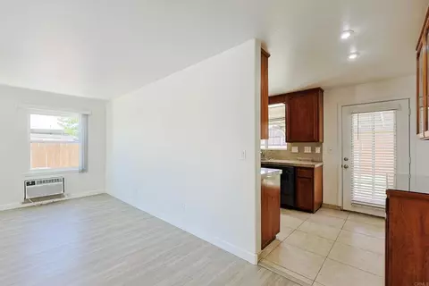 Living - 763 Waterloo, El Cajon, CA 92019 photo 5 of 5