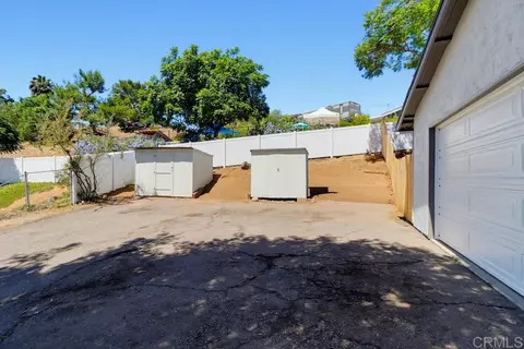 Exterior - 8560 Winter Gardens Blvd, Lakeside, CA 92040 photo 16 of 20