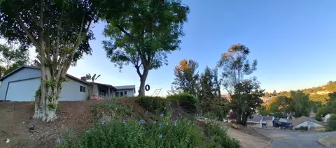 8560 Winter Gardens Blvd, Lakeside, CA 92040