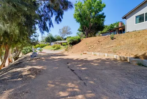 Exterior - 8560 Winter Gardens Blvd, Lakeside, CA 92040 photo 17 of 20