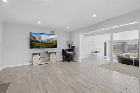 Living - 86 Emerson St, Chula Vista, CA 91911 photo 2 of 2