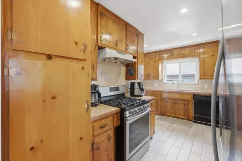 Kitchen - 86 Emerson St, Chula Vista, CA 91911 photo 1 of 3