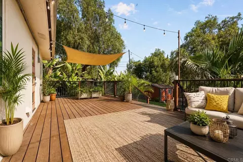6887 Colorado Ave, La Mesa, CA 91942