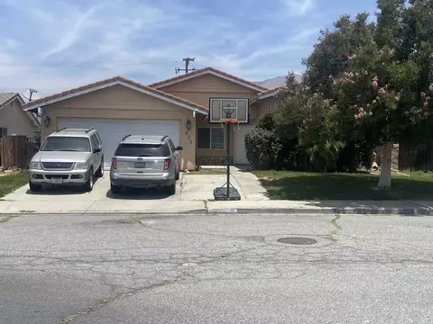 623 Carmen Dr, San Jacinto, CA 92583
