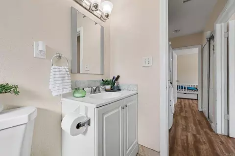 Entry Way - 855 Franklin Ave, El Cajon, CA 92020 photo 1 of 2