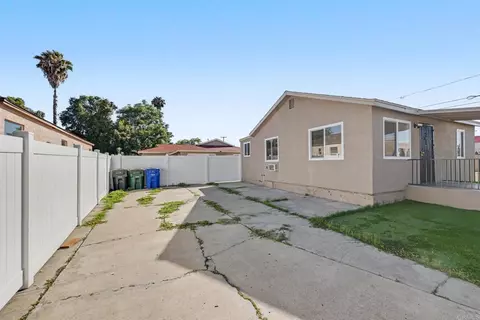 Exterior - 855 Franklin Ave, El Cajon, CA 92020 photo 12 of 13