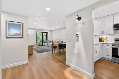 5980 Dandridge Ln #214, San Diego, CA 92115