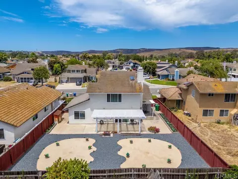View/Area - 792 Foxwood Dr, Oceanside, CA 92057 photo 4 of 15
