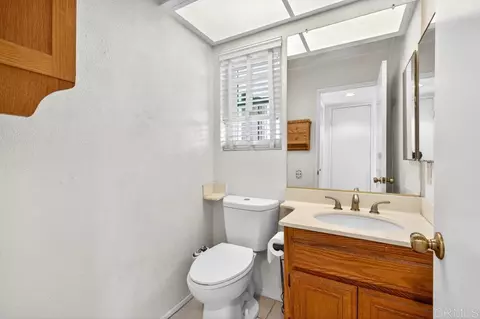 Bath - 792 Foxwood Dr, Oceanside, CA 92057 photo 1 of 5