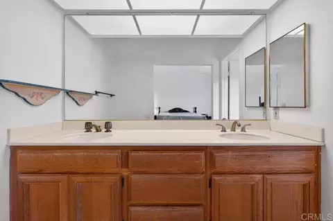 Bath - 792 Foxwood Dr, Oceanside, CA 92057 photo 2 of 5
