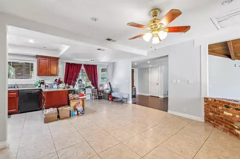 Entry Way - 24123 Watt Rd, Ramona, CA 92065 photo 2 of 2