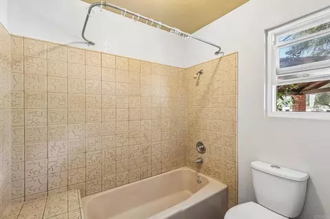 Bath - 24123 Watt Rd, Ramona, CA 92065 photo 3 of 3