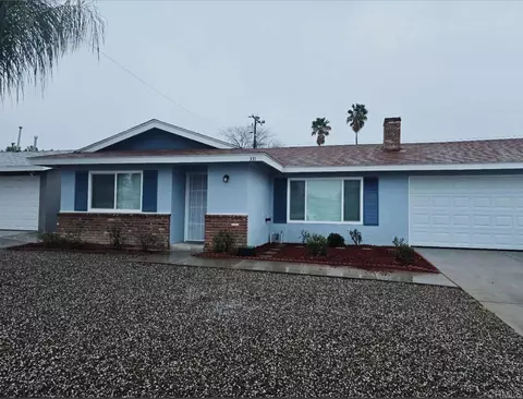 Exterior - 331 Ruby Ave, Hemet, CA 92543 photo 1 of 4