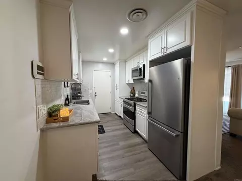 Kitchen - 331 Ruby Ave, Hemet, CA 92543 photo 1 of 3