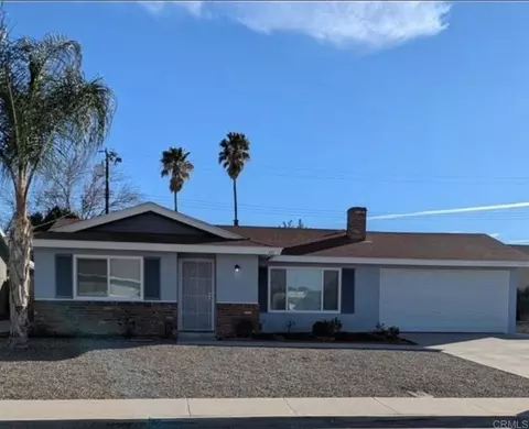 331 Ruby Ave, Hemet, CA 92543