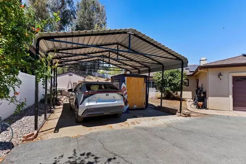 Exterior - 8948 Lakeview Rd, Lakeside, CA 92040 photo 10 of 12
